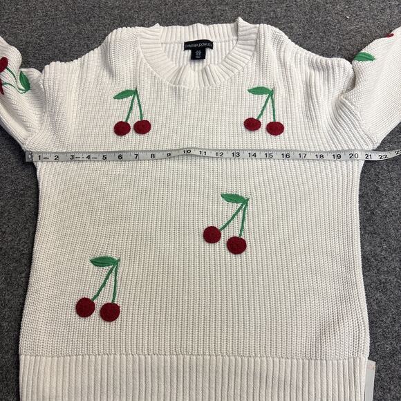 CYNTHIA ROWLEY Women’s Medium Crewneck Cherry Embroidered Pullover White Sweater - Picture 3 of 6